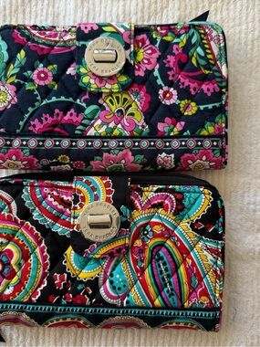 Vera Bradley Turnlock wallet (2)